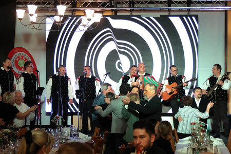 ONA ON  2025 72 FOTO LJUBO VUKELIČ